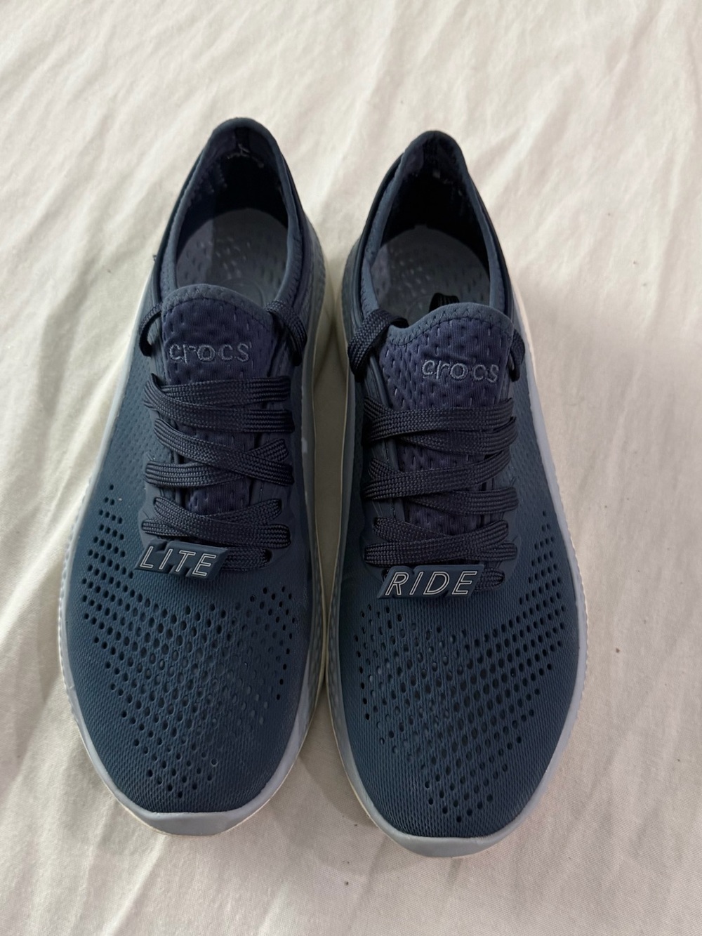 CROCS LiteRide Mesh Sneaker - Navy
